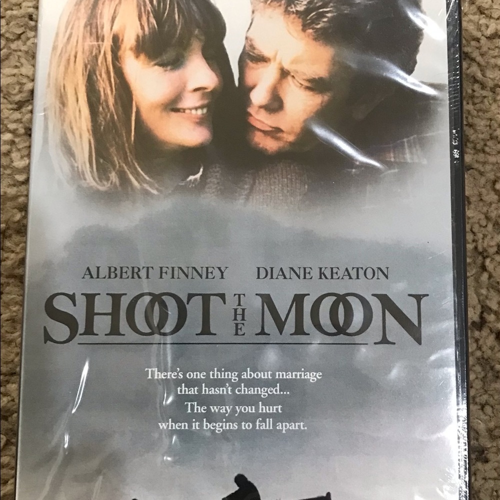 DVD Shoot The Moon
